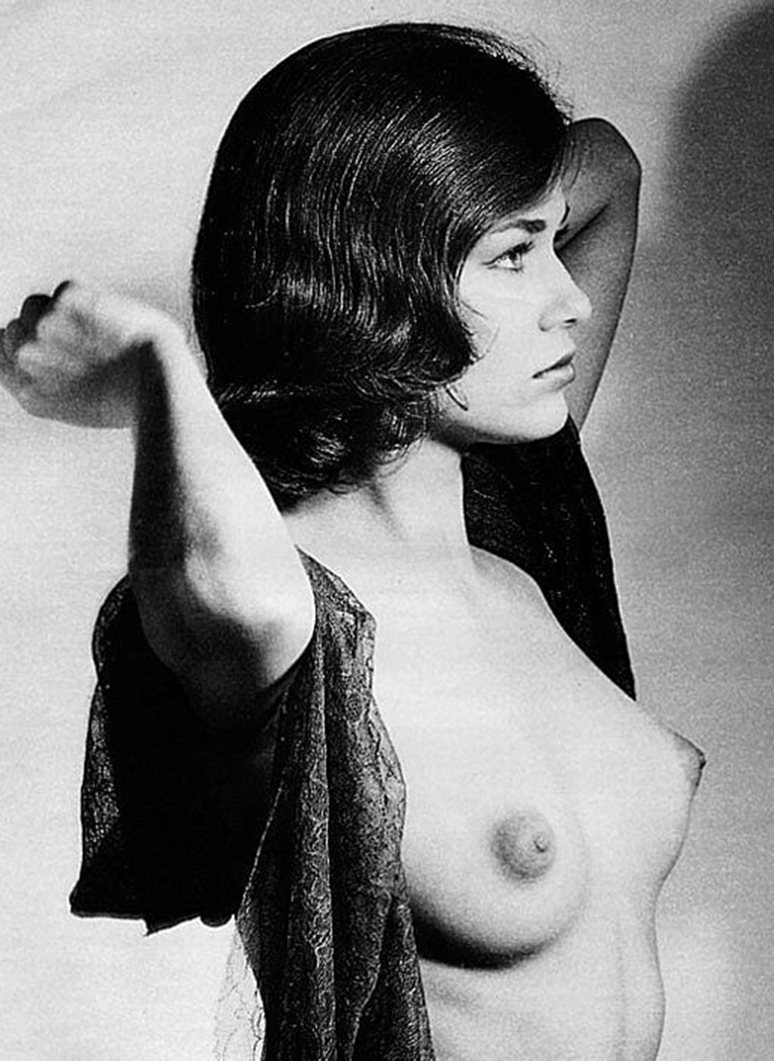 lauren hutton nude photos passed out nude pussy